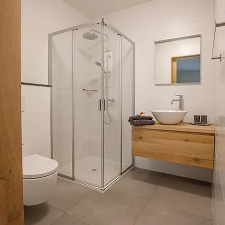 Barn24 - The Stable & The Loft