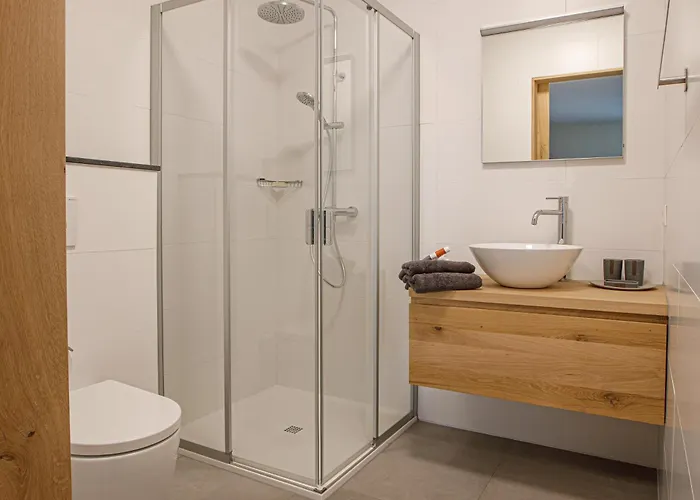 Barn24 - The Stable & The Loft